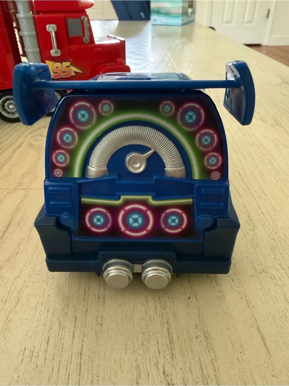 Cars Lightning McQueen & Friends Vehicle Playset - Red/Blue